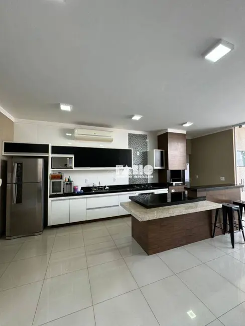 Casa de Condomínio com 3 quartos à venda, 279m2 em Residencial Village Damha Rio Preto II, Sao Jose Do Rio Preto - SP - imagem 7 Foto 7 de Casa de Condomínio com 3 quartos à venda, 279m2 em Residencial Village Damha Rio Preto II, Sao Jose Do Rio Preto - SP