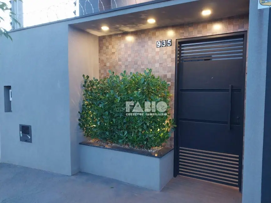 Foto 2 de Casa com 3 quartos à venda, 200m2 em Sao Jose Do Rio Preto - SP