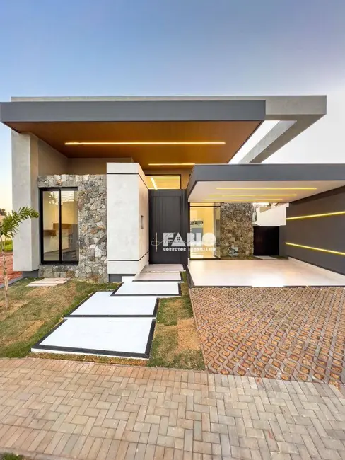 Casa de Condomínio com 3 quartos à venda, 432m2 em Condomínio Vilage La Montagne, Sao Jose Do Rio Preto - SP - imagem 1 Foto 1 de Casa de Condomínio com 3 quartos à venda, 432m2 em Condomínio Vilage La Montagne, Sao Jose Do Rio Preto - SP