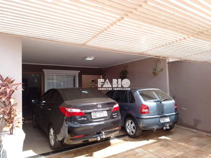 Foto 2 de Casa com 2 quartos à venda, 230m2 em Residencial Santa Cruz, Sao Jose Do Rio Preto - SP