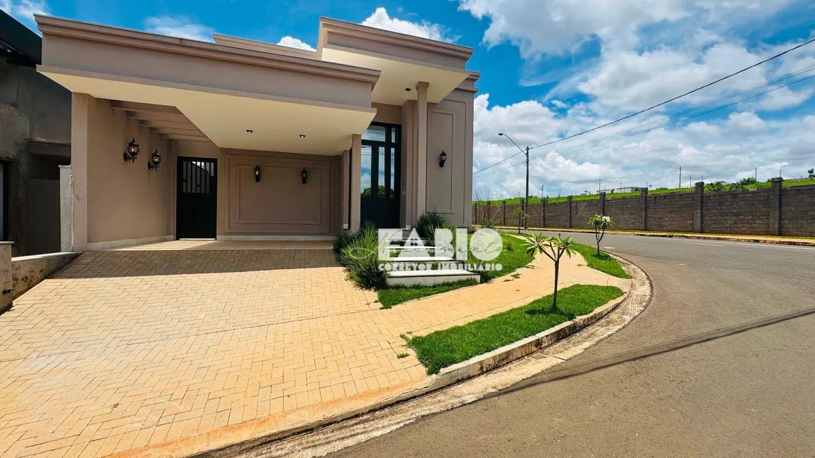 Casa de Condomínio com 3 quartos à venda, 270m2 em Residencial Maria Júlia, Sao Jose Do Rio Preto - SP - imagem 3 Foto 3 de Casa de Condomínio com 3 quartos à venda, 270m2 em Residencial Maria Júlia, Sao Jose Do Rio Preto - SP