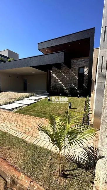 Casa de Condomínio com 3 quartos à venda, 360m2 em Quinta do Lago Residence, Sao Jose Do Rio Preto - SP - imagem 7 Foto 7 de Casa de Condomínio com 3 quartos à venda, 360m2 em Quinta do Lago Residence, Sao Jose Do Rio Preto - SP