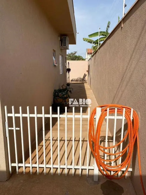 Foto 8 de Casa com 2 quartos à venda, 200m2 em Vila Toninho, Sao Jose Do Rio Preto - SP