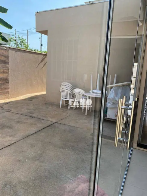 Foto 4 de Casa com 2 quartos à venda, 200m2 em Vila Toninho, Sao Jose Do Rio Preto - SP