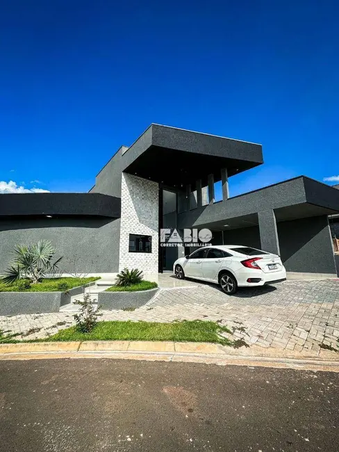 Casa de Condomínio com 3 quartos à venda, 302m2 em Residencial Maria Júlia, Sao Jose Do Rio Preto - SP - imagem 1 Foto 1 de Casa de Condomínio com 3 quartos à venda, 302m2 em Residencial Maria Júlia, Sao Jose Do Rio Preto - SP