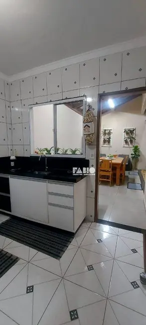 Foto 9 de Casa com 2 quartos à venda, 200m2 em Centro, Bady Bassitt - SP