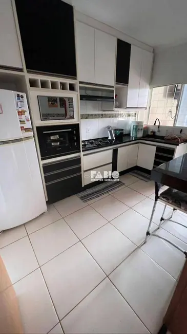 Foto 5 de Casa com 2 quartos à venda, 200m2 em Residencial Morada do Sol, Sao Jose Do Rio Preto - SP