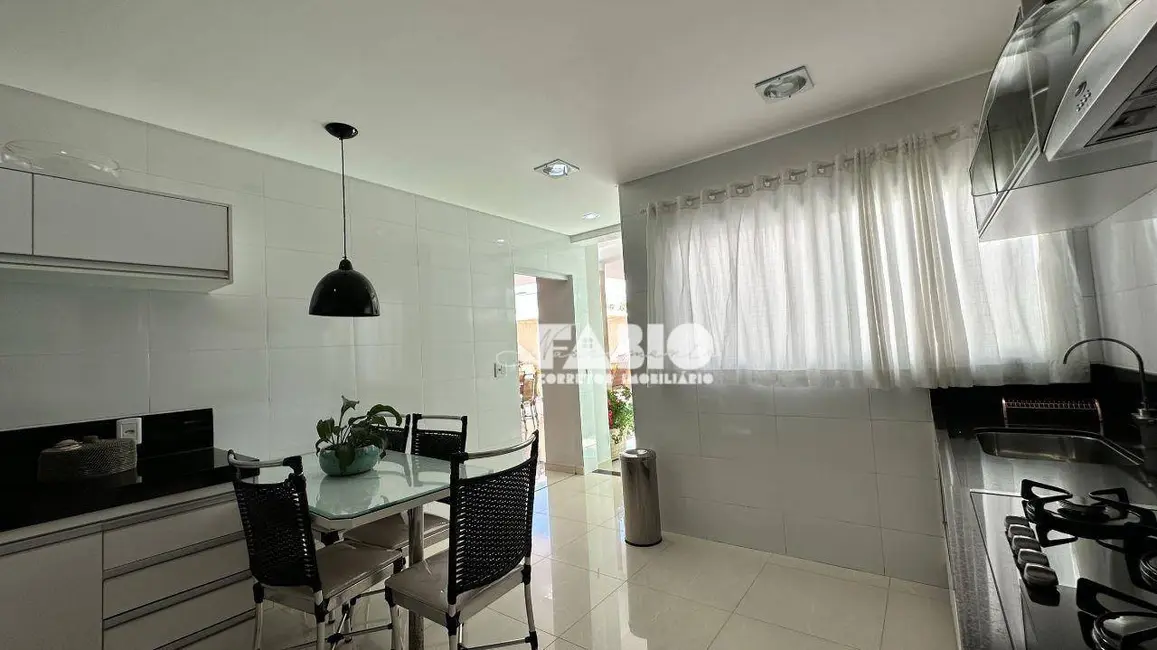 Foto 9 de Casa de Condomínio com 4 quartos à venda, 300m2 em Mirassol - SP
