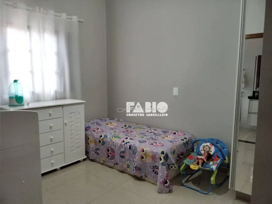 Foto 3 de Casa com 3 quartos à venda, 200m2 em Sao Jose Do Rio Preto - SP