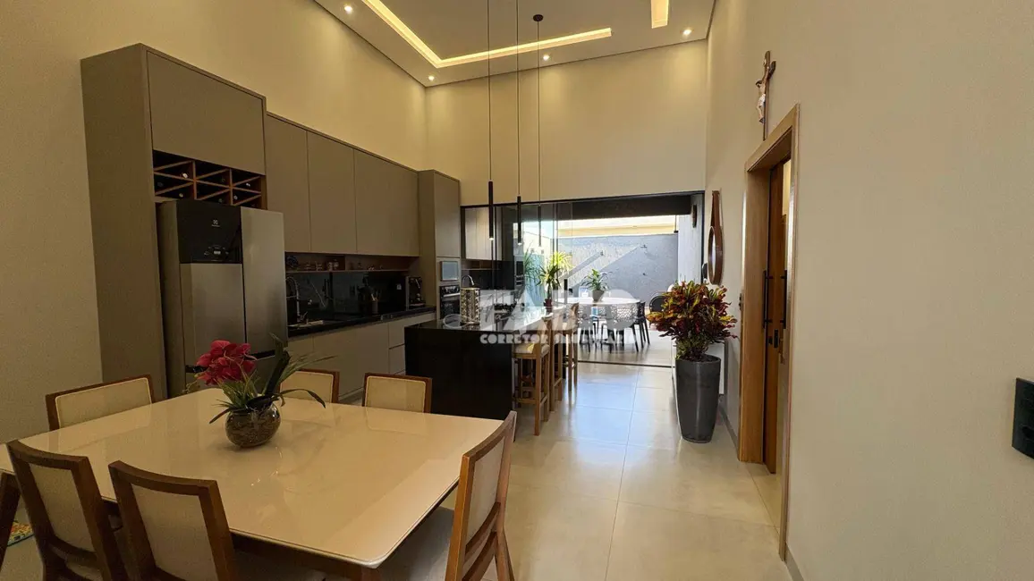 Foto 7 de Casa de Condomínio com 3 quartos à venda, 225m2 em Ipigua - SP
