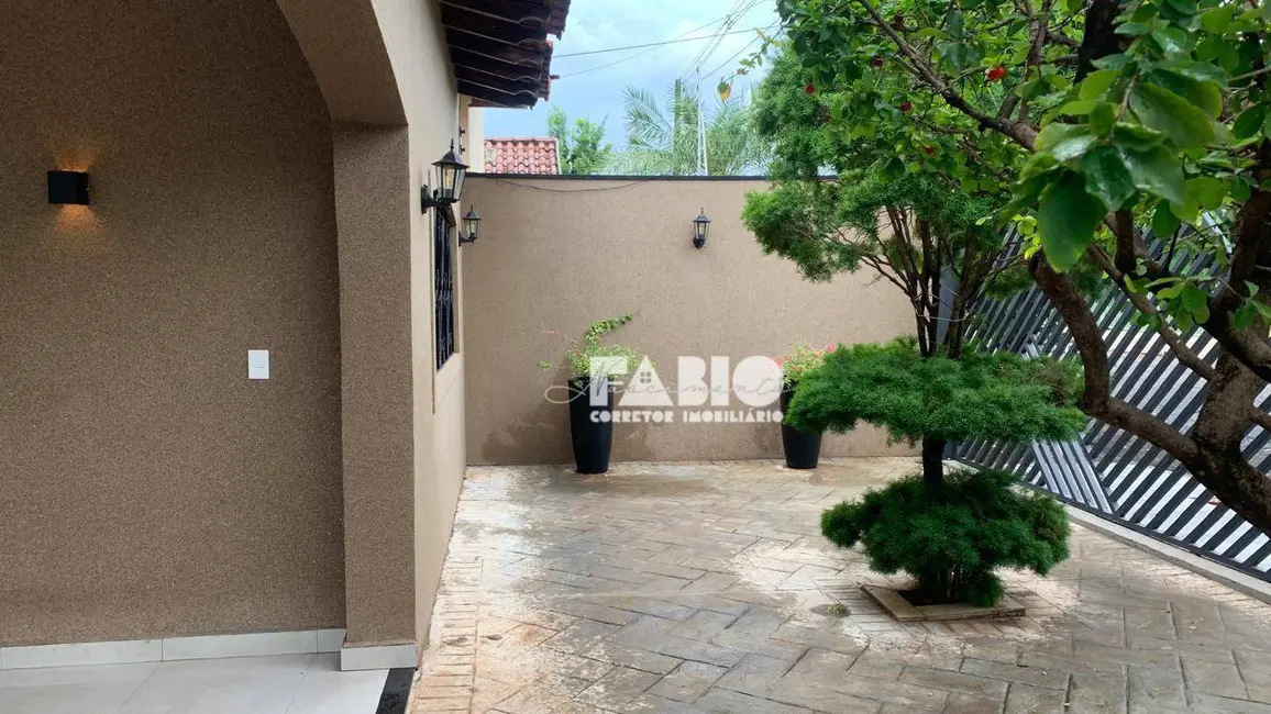 Foto 4 de Casa com 3 quartos à venda, 450m2 em Jardim Municipal, Sao Jose Do Rio Preto - SP