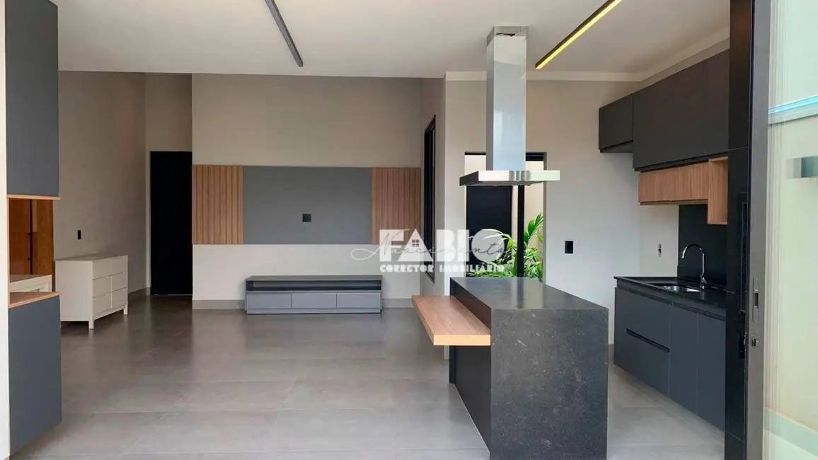 Casa de Condomínio com 3 quartos à venda, 276m2 em Residencial Maria Júlia, Sao Jose Do Rio Preto - SP - imagem 9 Foto 9 de Casa de Condomínio com 3 quartos à venda, 276m2 em Residencial Maria Júlia, Sao Jose Do Rio Preto - SP