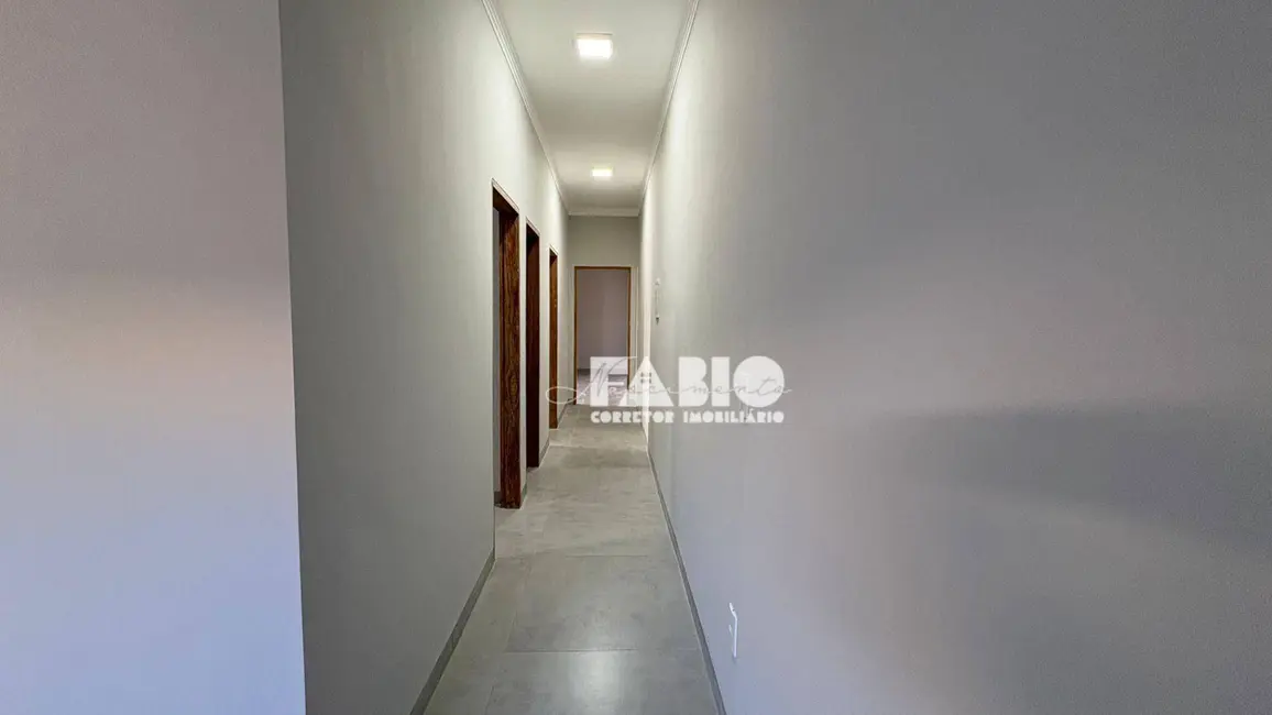 Casa com 3 quartos à venda, 200m2 em Sao Jose Do Rio Preto - SP - imagem 8 Foto 8 de Casa com 3 quartos à venda, 200m2 em Sao Jose Do Rio Preto - SP
