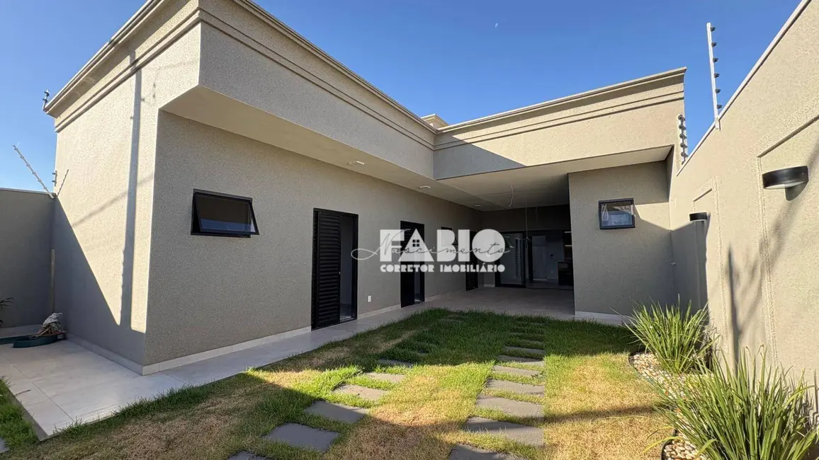 Casa com 3 quartos à venda, 200m2 em Sao Jose Do Rio Preto - SP - imagem 2 Foto 2 de Casa com 3 quartos à venda, 200m2 em Sao Jose Do Rio Preto - SP