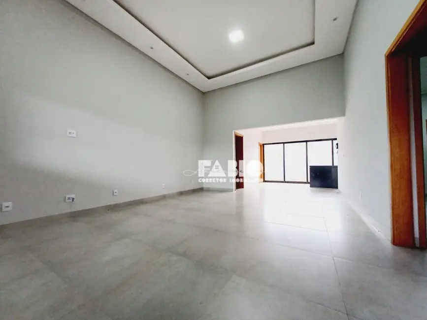 Foto 4 de Casa com 3 quartos à venda, 200m2 em Conjunto Habitacional CAIC, Sao Jose Do Rio Preto - SP