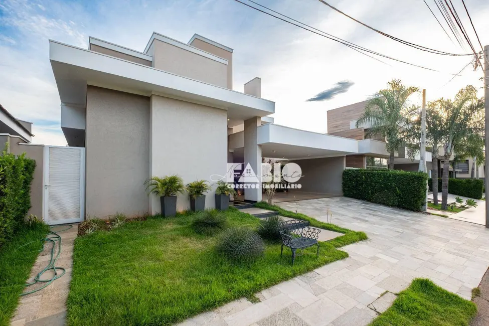 Casa de Condomínio com 3 quartos à venda, 450m2 em Parque Residencial Damha V, Sao Jose Do Rio Preto - SP - imagem 3 Foto 3 de Casa de Condomínio com 3 quartos à venda, 450m2 em Parque Residencial Damha V, Sao Jose Do Rio Preto - SP