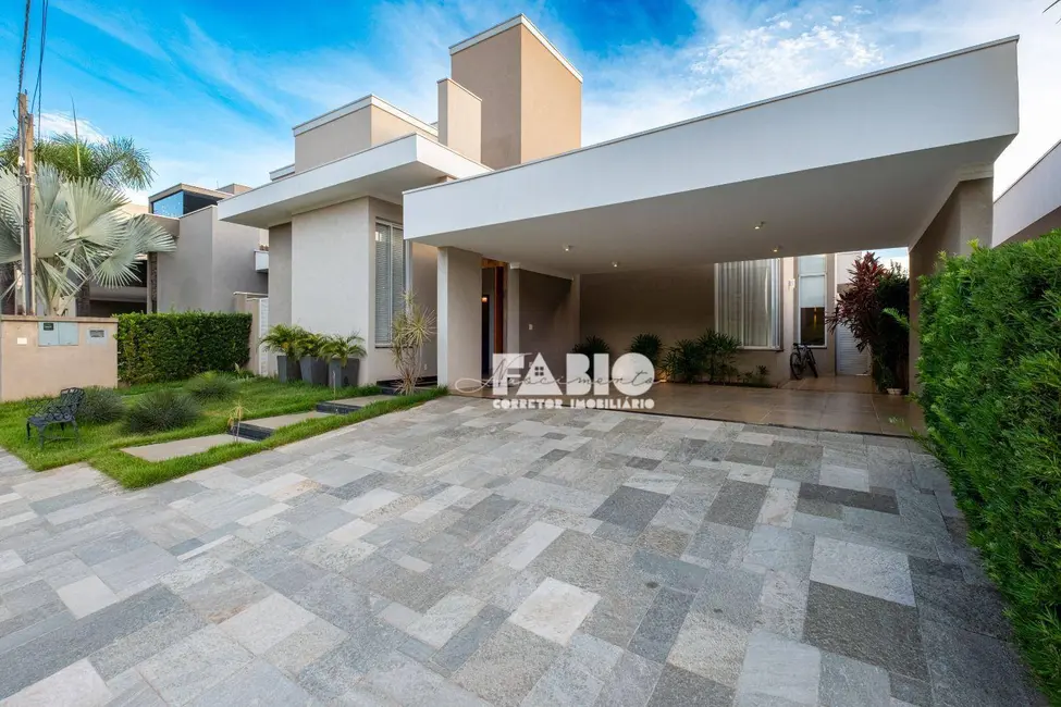 Casa de Condomínio com 3 quartos à venda, 450m2 em Parque Residencial Damha V, Sao Jose Do Rio Preto - SP - imagem 2 Foto 2 de Casa de Condomínio com 3 quartos à venda, 450m2 em Parque Residencial Damha V, Sao Jose Do Rio Preto - SP