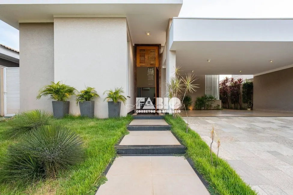 Casa de Condomínio com 3 quartos à venda, 450m2 em Parque Residencial Damha V, Sao Jose Do Rio Preto - SP - imagem 4 Foto 4 de Casa de Condomínio com 3 quartos à venda, 450m2 em Parque Residencial Damha V, Sao Jose Do Rio Preto - SP