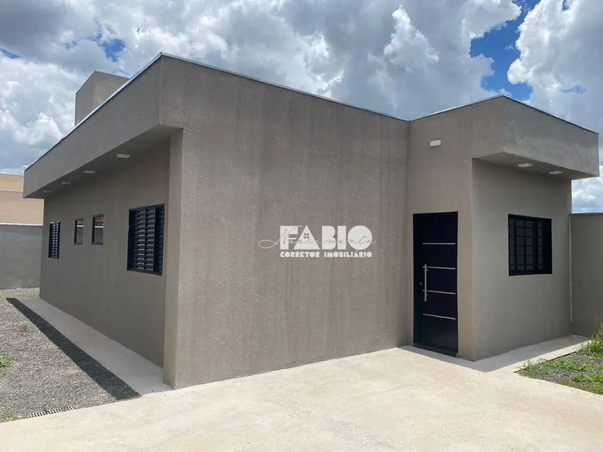 Foto 3 de Casa com 2 quartos à venda, 200m2 em Mirassol - SP