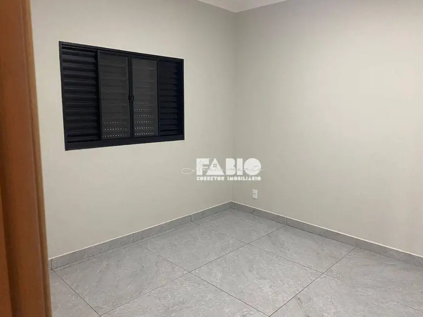 Foto 9 de Casa com 2 quartos à venda, 200m2 em Mirassol - SP