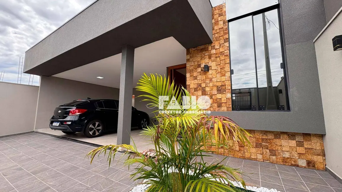 Casa de Condomínio com 3 quartos à venda, 200m2 em Vila São Jorge, Sao Jose Do Rio Preto - SP - imagem 2 Foto 2 de Casa de Condomínio com 3 quartos à venda, 200m2 em Vila São Jorge, Sao Jose Do Rio Preto - SP