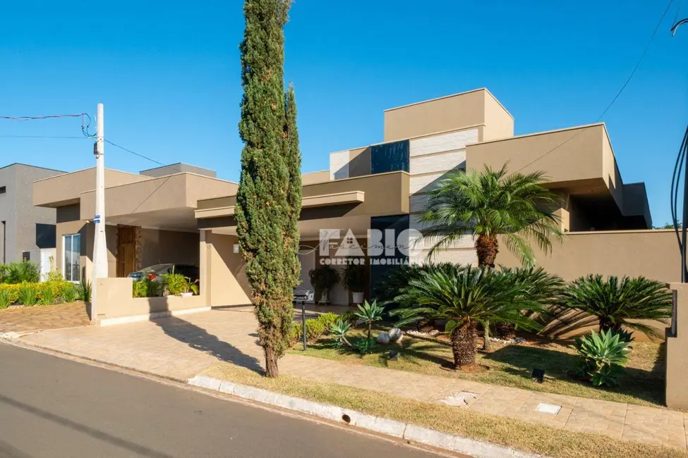 Casa de Condomínio com 3 quartos à venda, 400m2 em Sao Jose Do Rio Preto - SP - imagem 3 Foto 3 de Casa de Condomínio com 3 quartos à venda, 400m2 em Sao Jose Do Rio Preto - SP