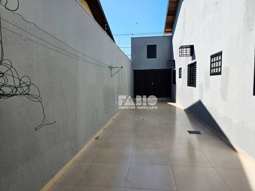 Casa com 3 quartos à venda, 360m2 em Jardim Caparroz, Sao Jose Do Rio Preto - SP - imagem 9 Foto 9 de Casa com 3 quartos à venda, 360m2 em Jardim Caparroz, Sao Jose Do Rio Preto - SP