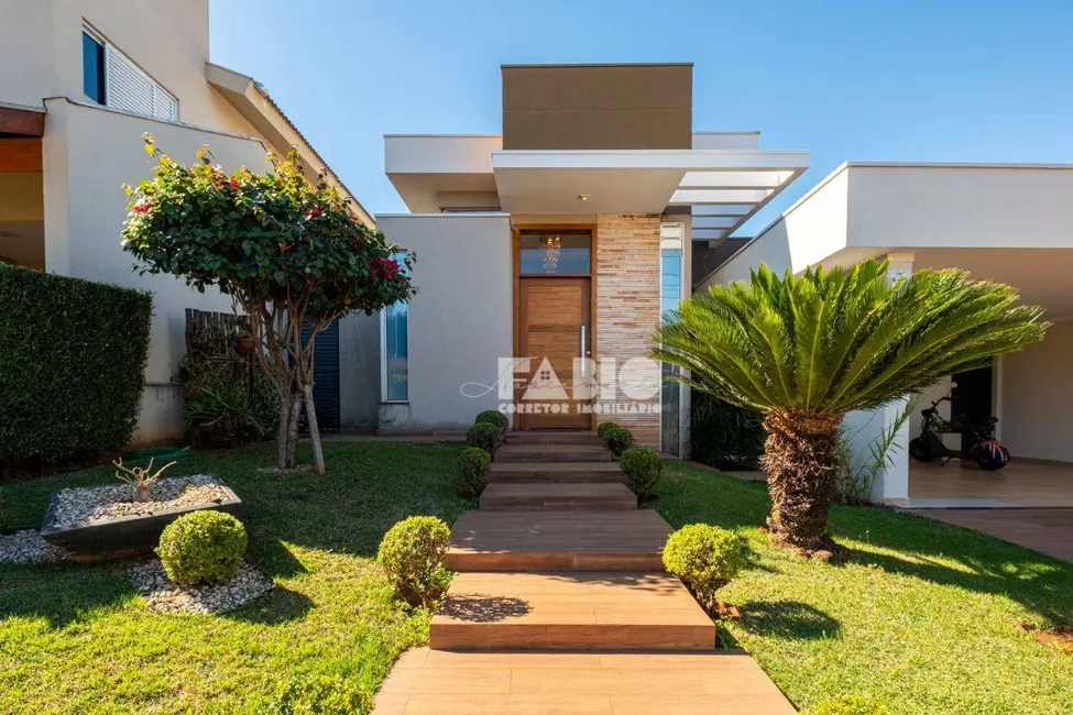 Foto 3 de Casa de Condomínio com 3 quartos à venda, 405m2 em Parque Residencial Damha IV, Sao Jose Do Rio Preto - SP