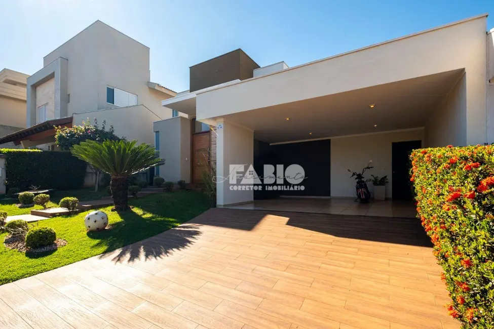 Foto 4 de Casa de Condomínio com 3 quartos à venda, 405m2 em Parque Residencial Damha IV, Sao Jose Do Rio Preto - SP