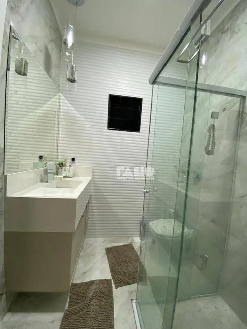 Casa com 3 quartos à venda, 242m2 em Vila Esplanada, Sao Jose Do Rio Preto - SP - imagem 8 Foto 8 de Casa com 3 quartos à venda, 242m2 em Vila Esplanada, Sao Jose Do Rio Preto - SP