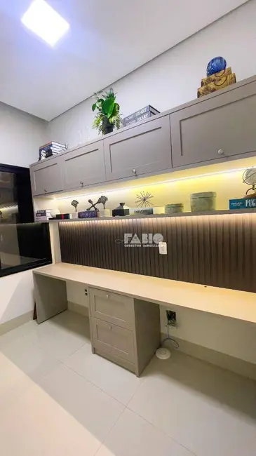 Casa de Condomínio com 3 quartos à venda, 360m2 em Quinta do Lago Residence, Sao Jose Do Rio Preto - SP - imagem 6 Foto 6 de Casa de Condomínio com 3 quartos à venda, 360m2 em Quinta do Lago Residence, Sao Jose Do Rio Preto - SP