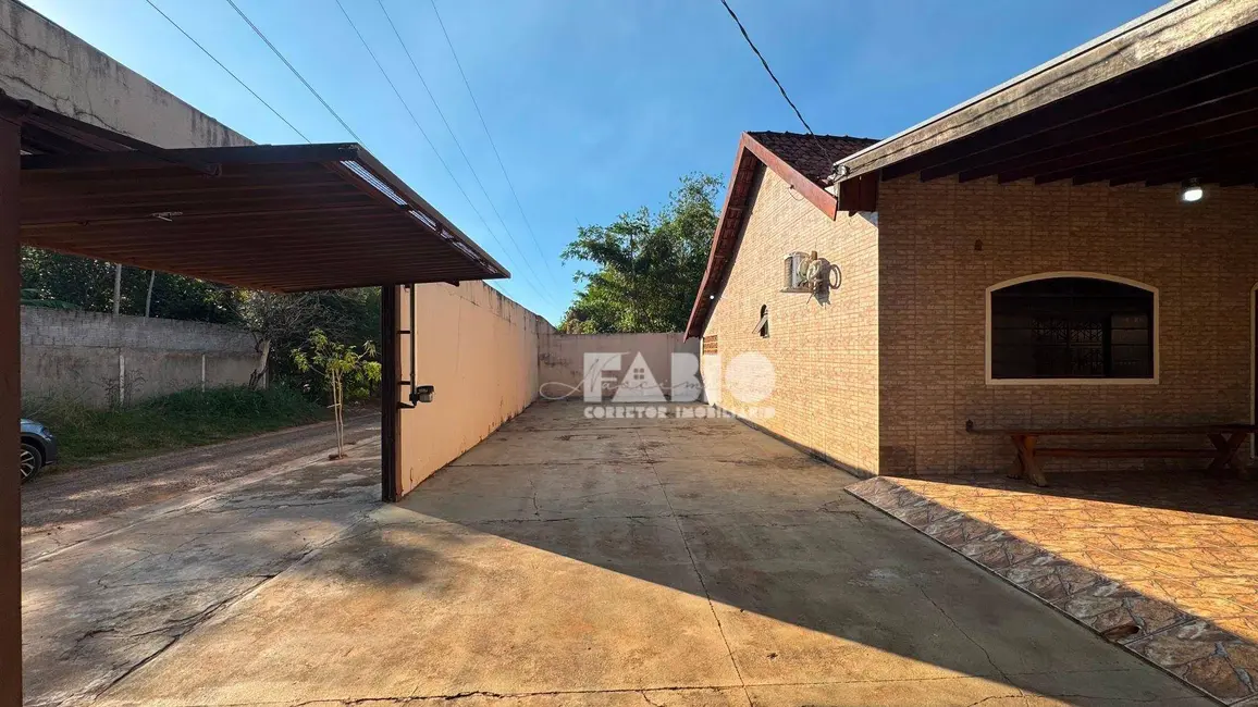 Foto 3 de Chácara com 3 quartos à venda, 500m2 em Estância Parque Azul (Zona Rural), Sao Jose Do Rio Preto - SP