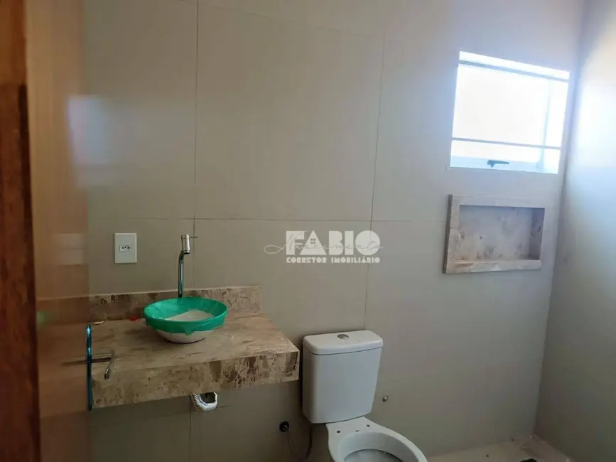 Casa com 3 quartos à venda, 200m2 em Sao Jose Do Rio Preto - SP - imagem 4 Foto 4 de Casa com 3 quartos à venda, 200m2 em Sao Jose Do Rio Preto - SP