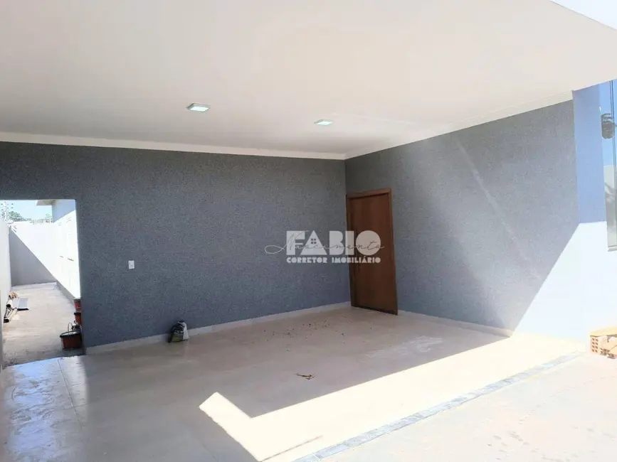Casa com 3 quartos à venda, 200m2 em Sao Jose Do Rio Preto - SP - imagem 8 Foto 8 de Casa com 3 quartos à venda, 200m2 em Sao Jose Do Rio Preto - SP