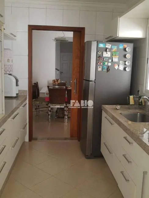 Casa de Condomínio com 3 quartos à venda, 150m2 em Higienópolis, Sao Jose Do Rio Preto - SP - imagem 1 Foto 1 de Casa de Condomínio com 3 quartos à venda, 150m2 em Higienópolis, Sao Jose Do Rio Preto - SP