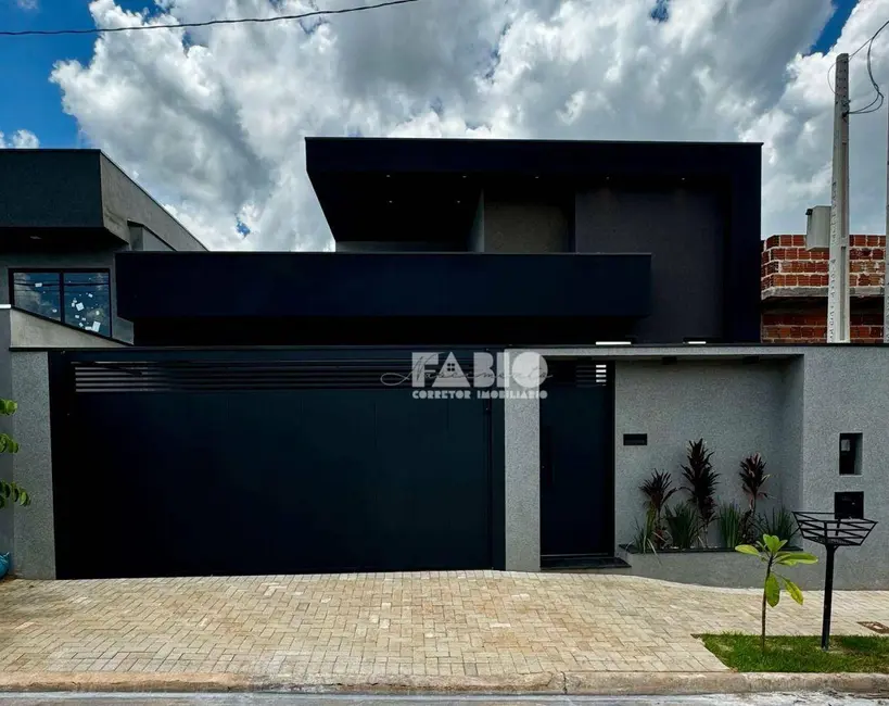 Foto 3 de Casa com 3 quartos à venda, 200m2 em Sao Jose Do Rio Preto - SP