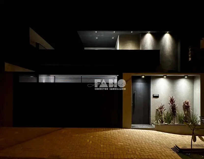 Foto 1 de Casa com 3 quartos à venda, 200m2 em Sao Jose Do Rio Preto - SP