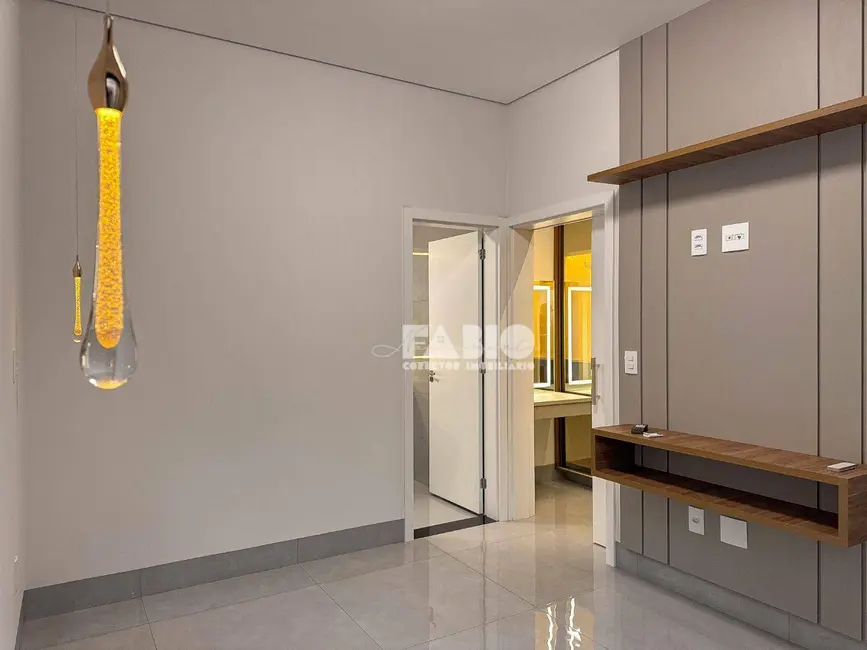 Casa de Condomínio com 3 quartos à venda, 276m2 em Sao Jose Do Rio Preto - SP - imagem 3 Foto 3 de Casa de Condomínio com 3 quartos à venda, 276m2 em Sao Jose Do Rio Preto - SP