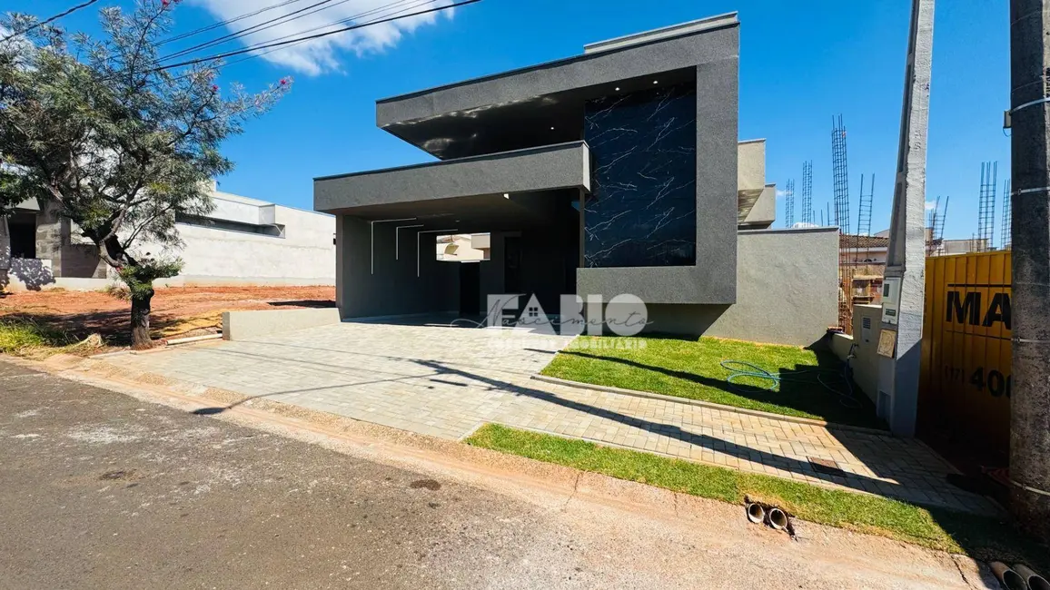 Foto 3 de Casa de Condomínio com 3 quartos à venda, 275m2 em Residencial Village Damha Rio Preto II, Sao Jose Do Rio Preto - SP