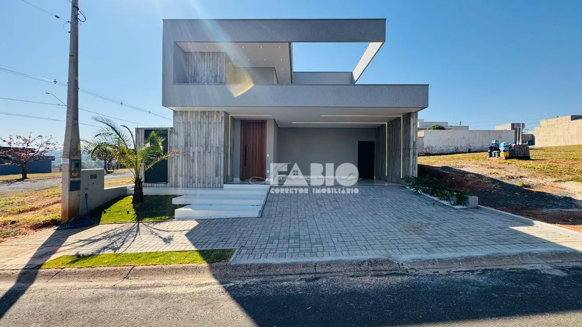 Foto 2 de Casa de Condomínio com 3 quartos à venda, 253m2 em Bady Bassitt - SP