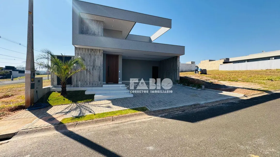 Foto 3 de Casa de Condomínio com 3 quartos à venda, 253m2 em Bady Bassitt - SP