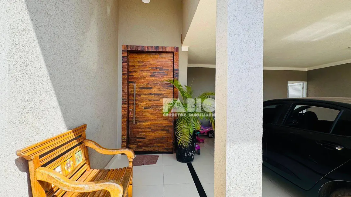 Casa com 3 quartos à venda, 242m2 em Sao Jose Do Rio Preto - SP - imagem 5 Foto 5 de Casa com 3 quartos à venda, 242m2 em Sao Jose Do Rio Preto - SP