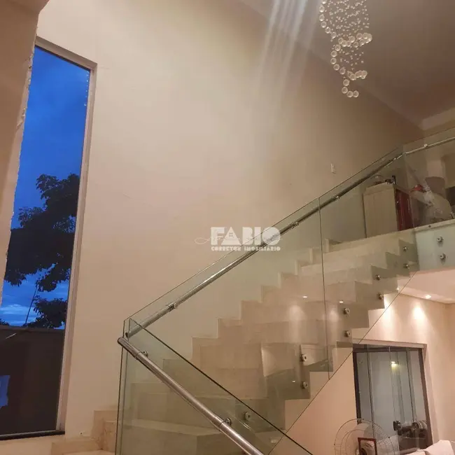 Sobrado com 3 quartos à venda, 275m2 em Residencial Village Damha Rio Preto II, Sao Jose Do Rio Preto - SP - imagem 9 Foto 9 de Sobrado com 3 quartos à venda, 275m2 em Residencial Village Damha Rio Preto II, Sao Jose Do Rio Preto - SP