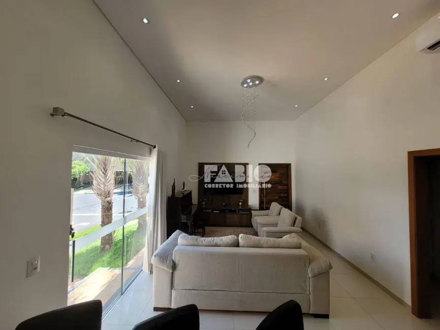 Foto 2 de Casa de Condomínio com 3 quartos à venda, 276m2 em Mirassol - SP