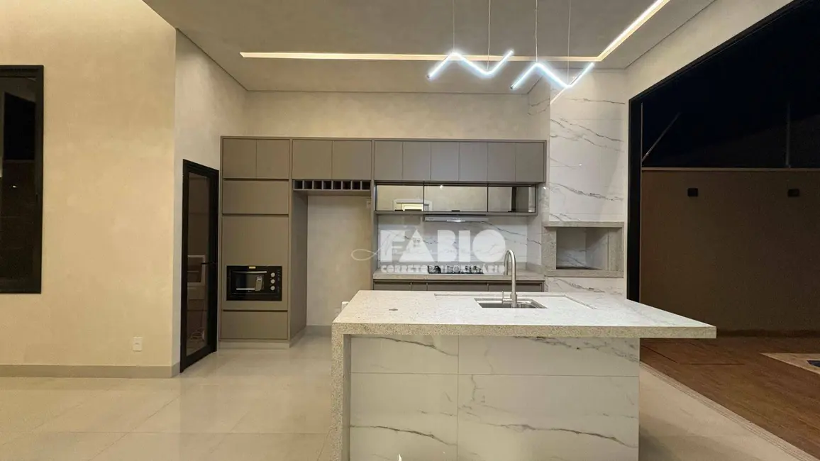 Foto 1 de Casa com 3 quartos à venda, 200m2 em Sao Jose Do Rio Preto - SP