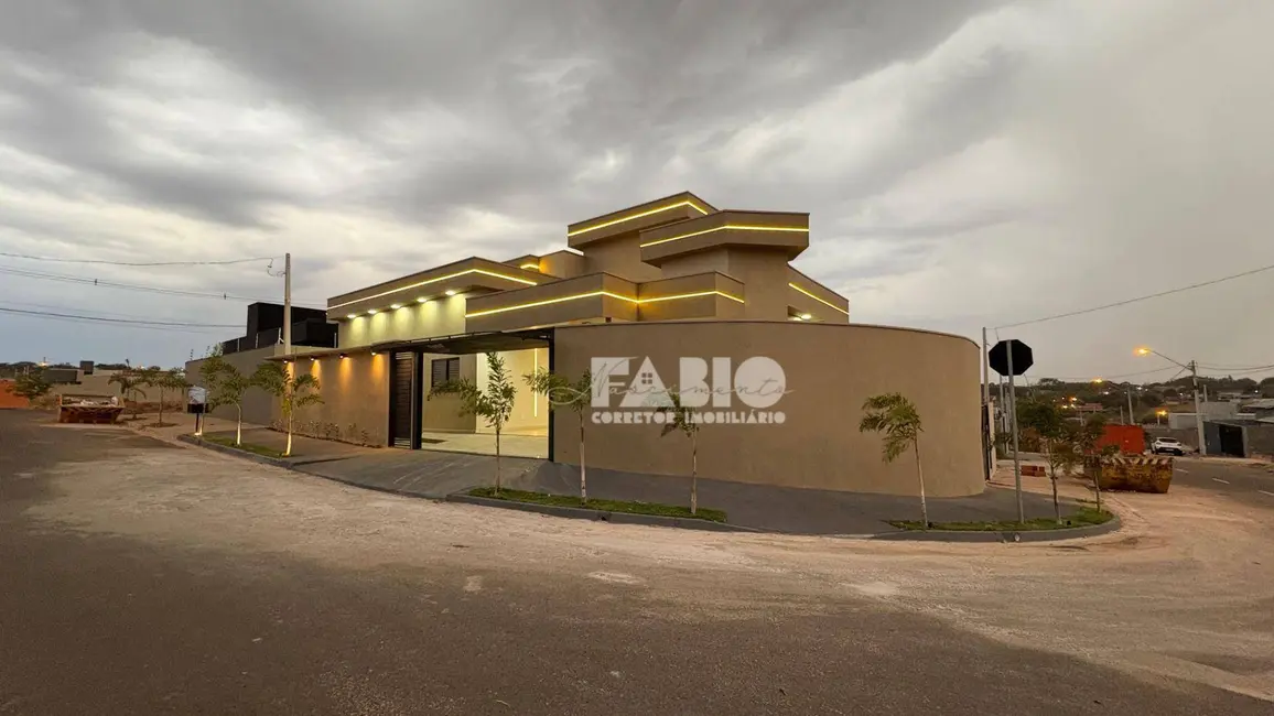 Foto 2 de Casa com 3 quartos à venda, 206m2 em Sao Jose Do Rio Preto - SP