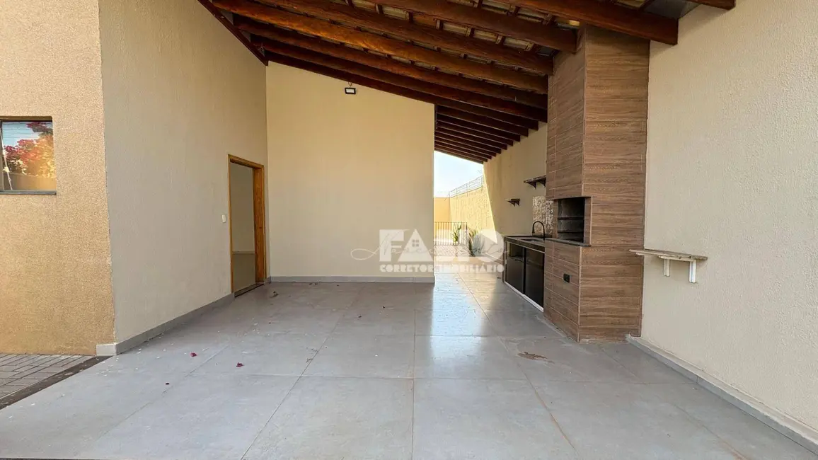 Foto 3 de Casa com 3 quartos à venda, 200m2 em Mirassol - SP