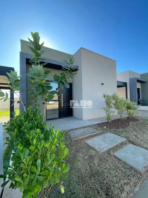 Foto 1 de Casa de Condomínio com 3 quartos à venda, 200m2 em Sao Jose Do Rio Preto - SP