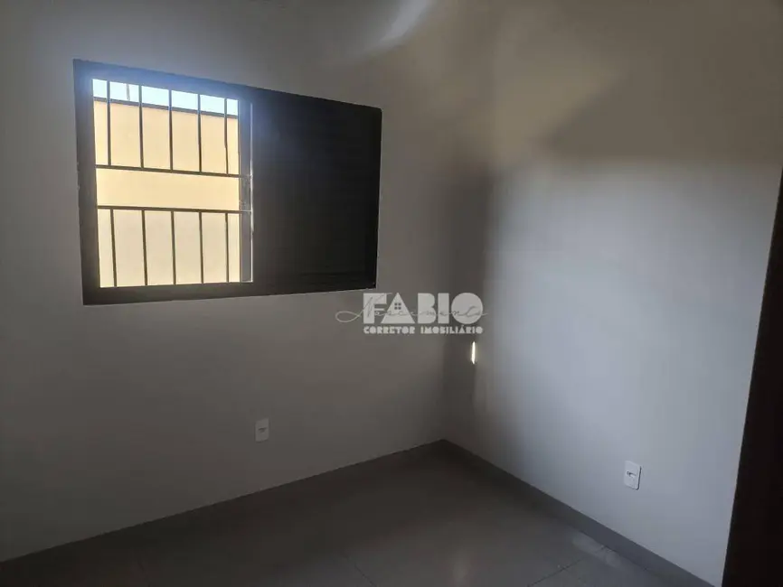 Foto 9 de Casa com 3 quartos à venda, 202m2 em Estância Jóckei Club, Sao Jose Do Rio Preto - SP