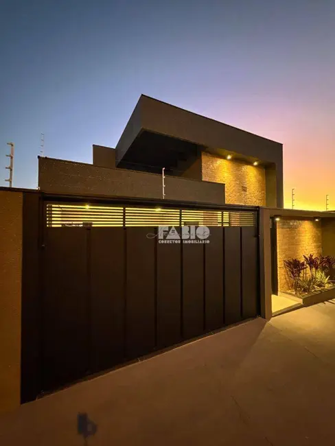 Foto 4 de Casa com 3 quartos à venda, 200m2 em Sao Jose Do Rio Preto - SP
